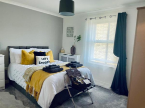 Centrally Located a Home from Home - Free Parking